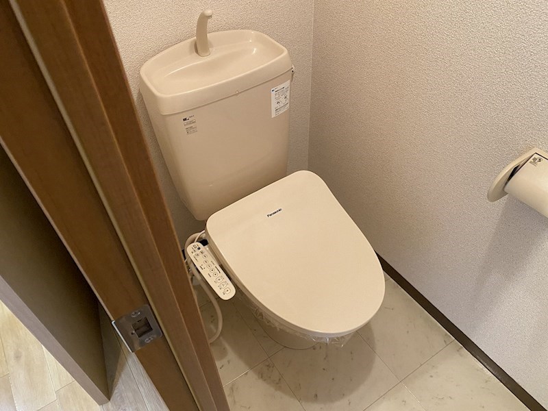 トイレ　シャワートイレ