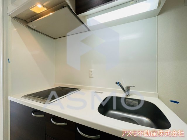 キッチン　同マンション別部屋　参考写真