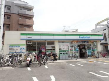 コンビニ　ファミリーマート堺鳳東町店（コンビニ）まで635m