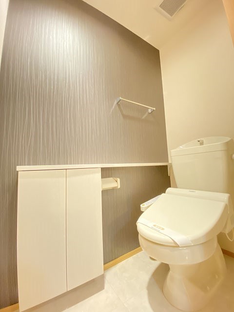 トイレ　シンプルで使いやすいトイレです