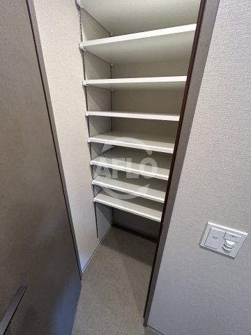 玄関　ジオエント梅田北リバーフロント　シューズボックス