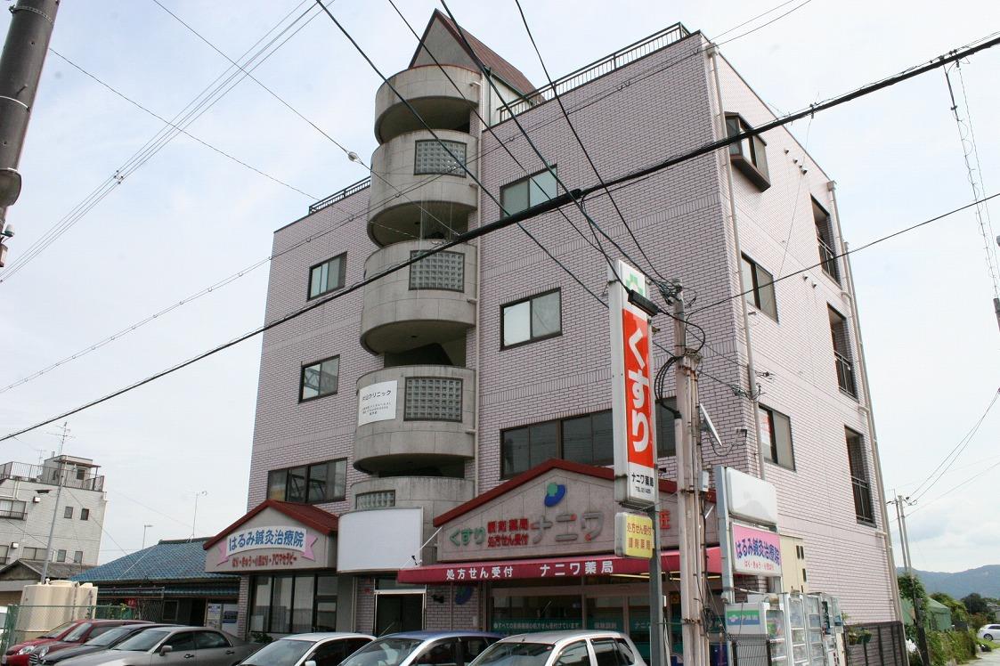 病院　片山クリニック（病院）まで297m