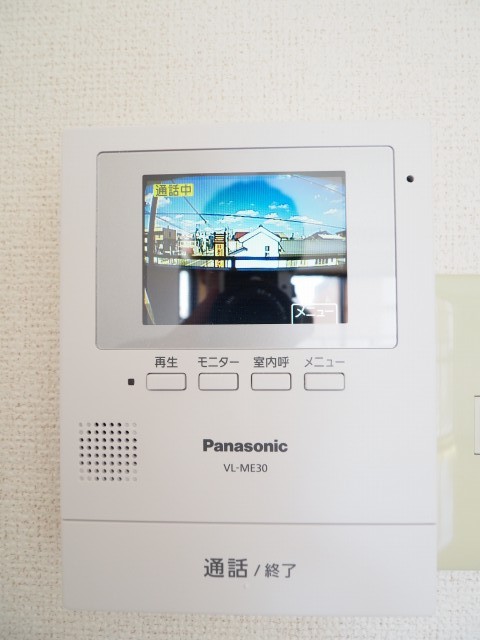 セキュリティ　モニター付きインターホン