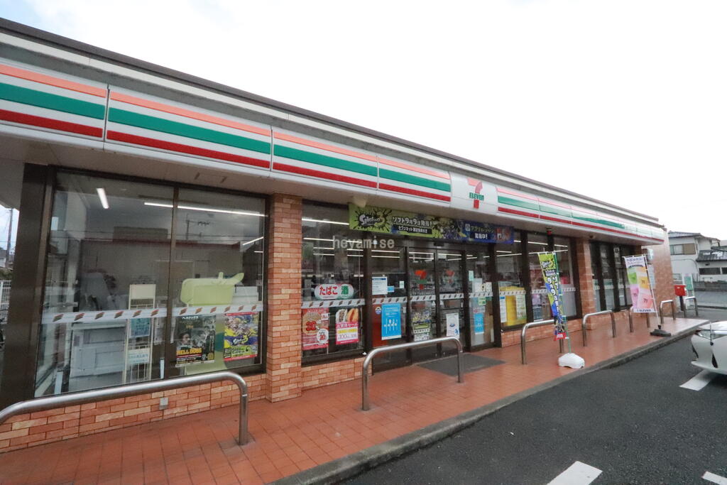 コンビニ　セブンイレブン熊本新外3丁目店（コンビニ）まで568m