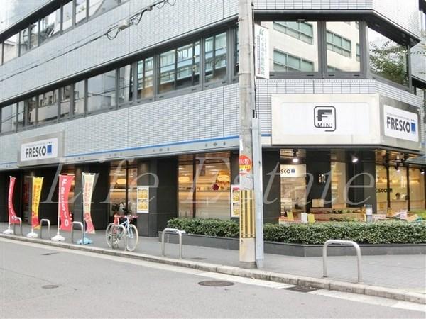 スーパー　フレスコミニ御堂筋本町店（スーパー）まで300m