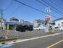コンビニ　ローソン八王子散田町四丁目店（コンビニ）まで318m