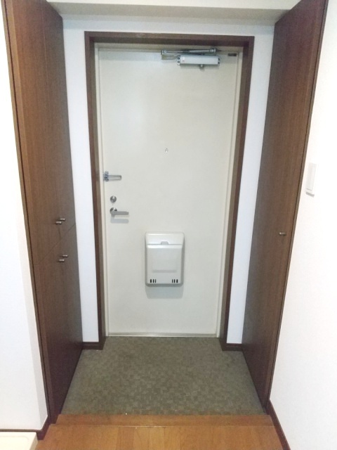 玄関　室内参考写真