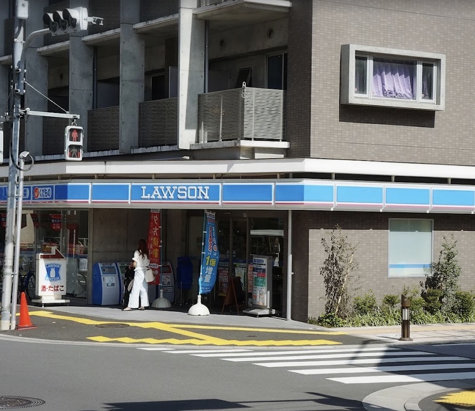 コンビニ　ローソン墨田横川二丁目店（コンビニ）まで93m