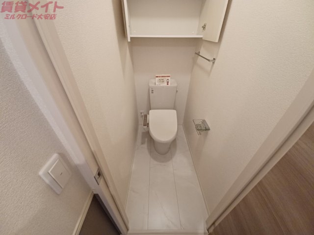 トイレ　同タイプ物件の参考写真です