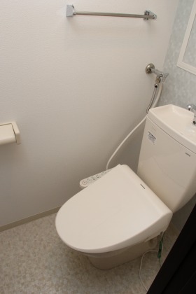 トイレ　ウォシュレット設置済みです！