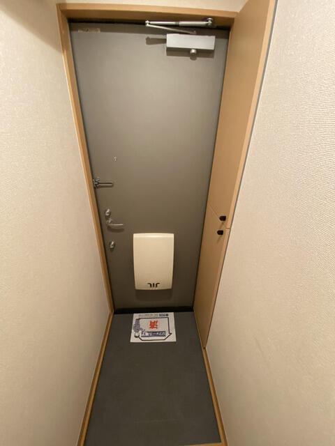 玄関　?