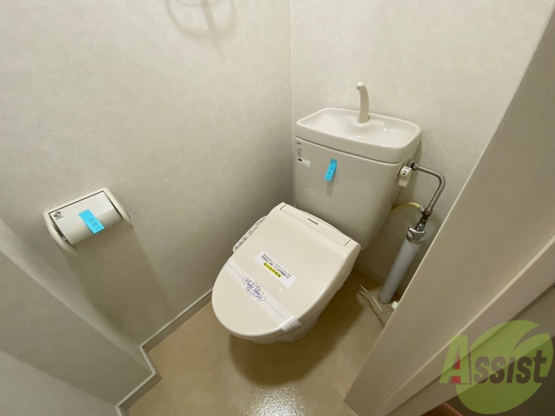 トイレ　トイレです。ウォシュレット付を探している方、おすすめです。