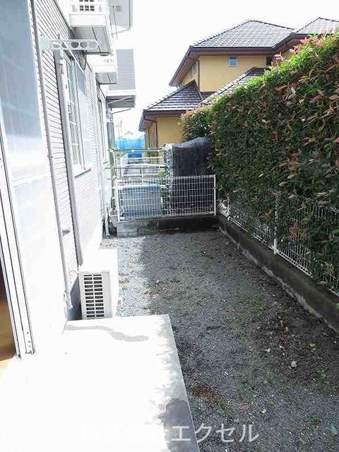 バルコニー　南向きで日当たり良好です。