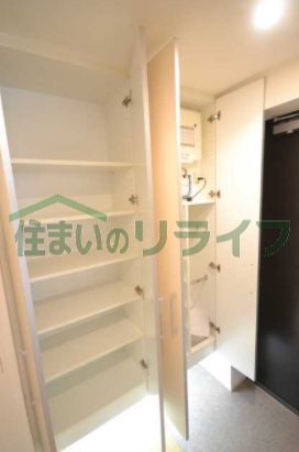 収納　サンピエス根津