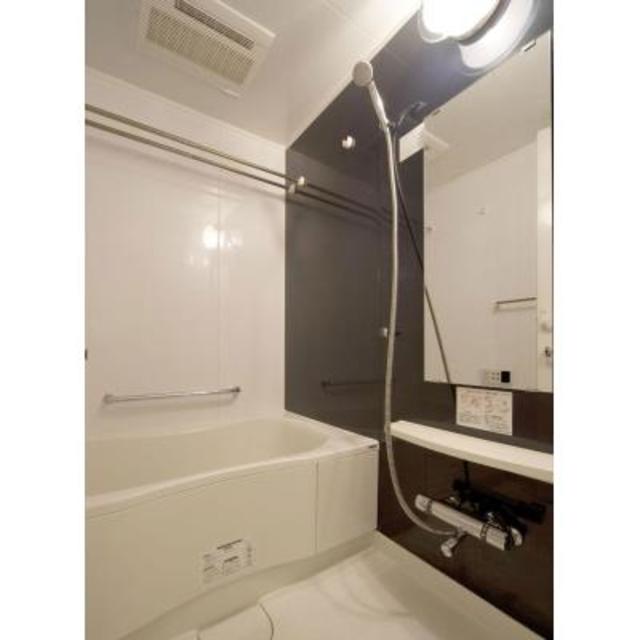 バス・シャワールーム　※写真は同タイプ住戸です。