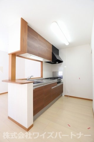 キッチン　※同型タイプの為、現状優先