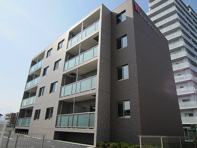 建物外観　ハートフルミナクサ外観写真
