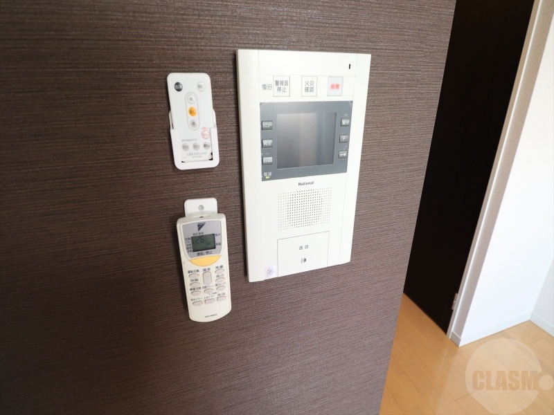 セキュリティ　モニター付きインターフォンで安心