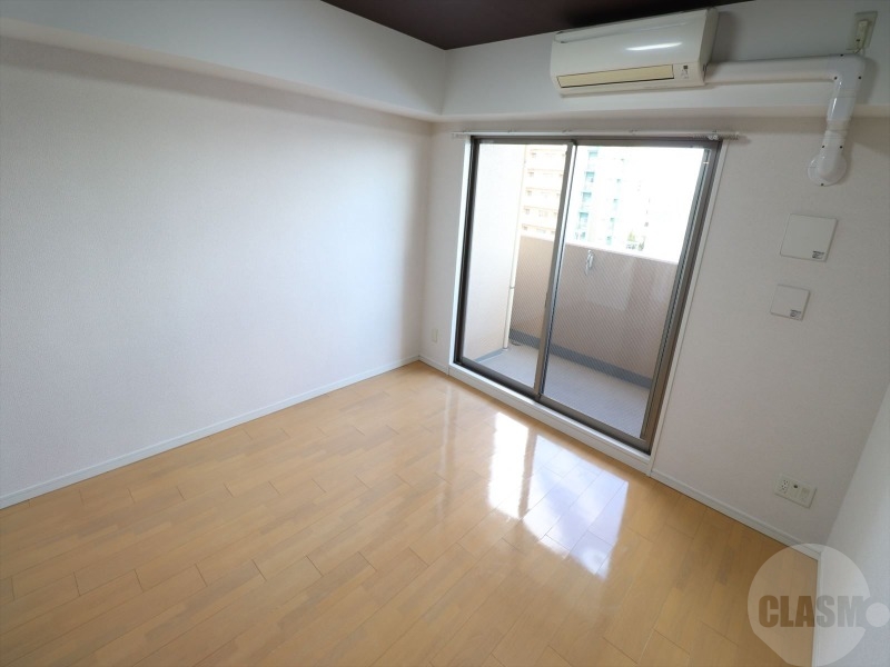 居室・リビング　明るくきれいなお部屋です