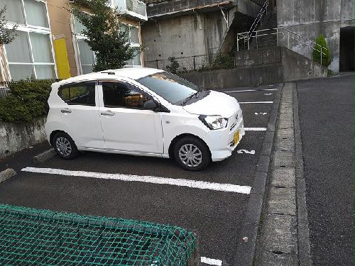 駐車場　５台管理