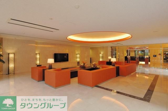その他　ホテルライクなエントランスホール