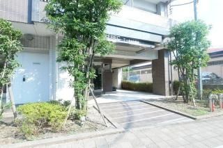 エントランス　共用部分も大変綺麗★