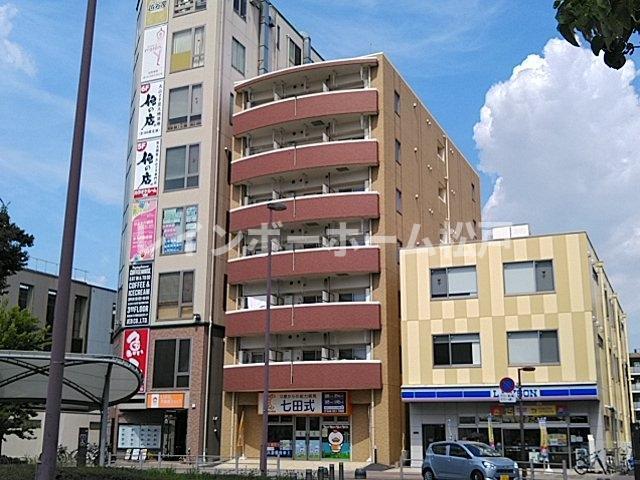 建物外観　外観は落ち着いています