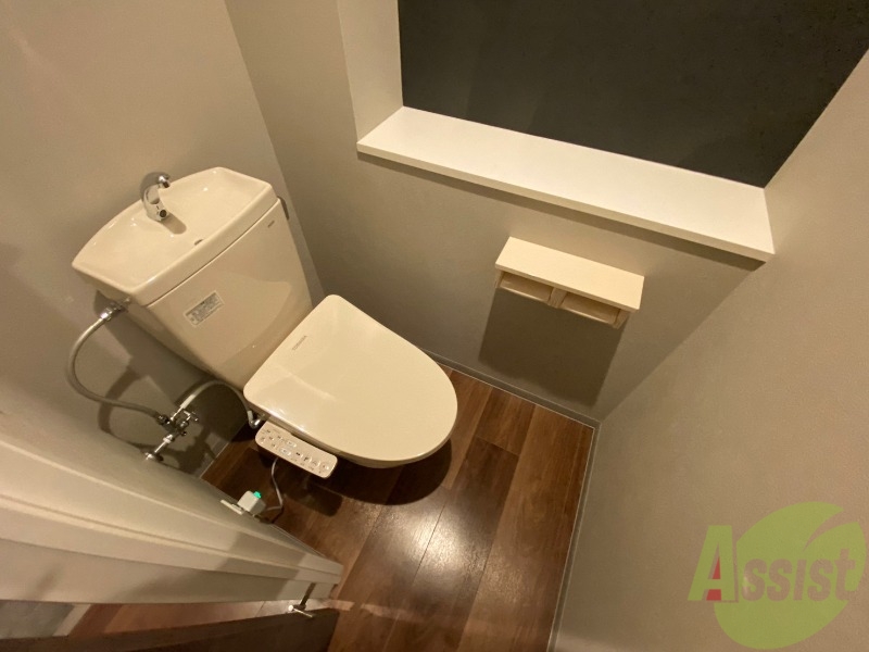 トイレ　トイレです。ウォシュレット付を探している方、おすすめです。
