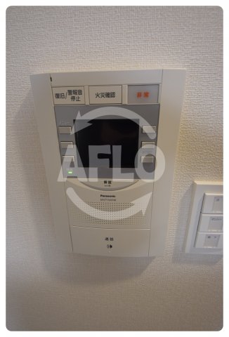 セキュリティ　プレサンス谷町九丁目駅前　TVモニター付きインターホン