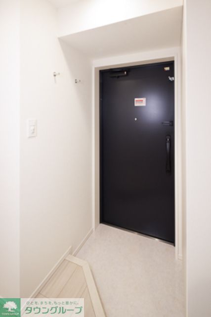 玄関　※写真は同タイプ住戸です。