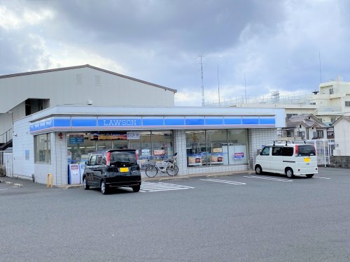 コンビニ　ローソン 堺鶴田町店（コンビニ）まで514m