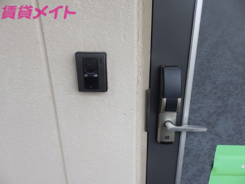 セキュリティ　同物件別部屋写真