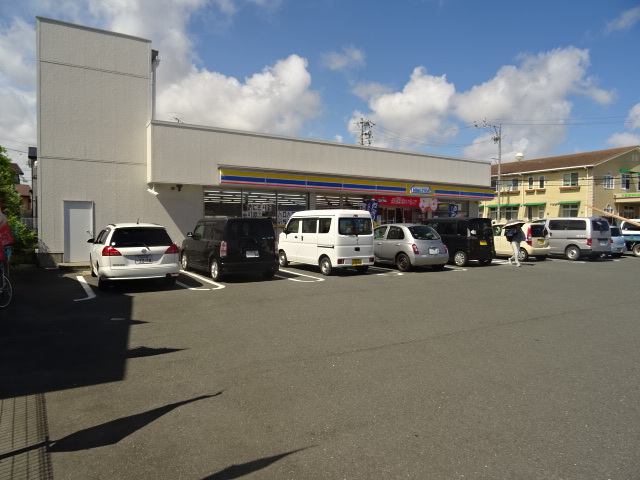 コンビニ　ミニストップ浜松入野町店（コンビニ）まで880m