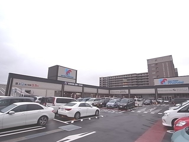 ショッピングセンター　万代　宝塚東洋町店（ショッピングセンター）まで400m