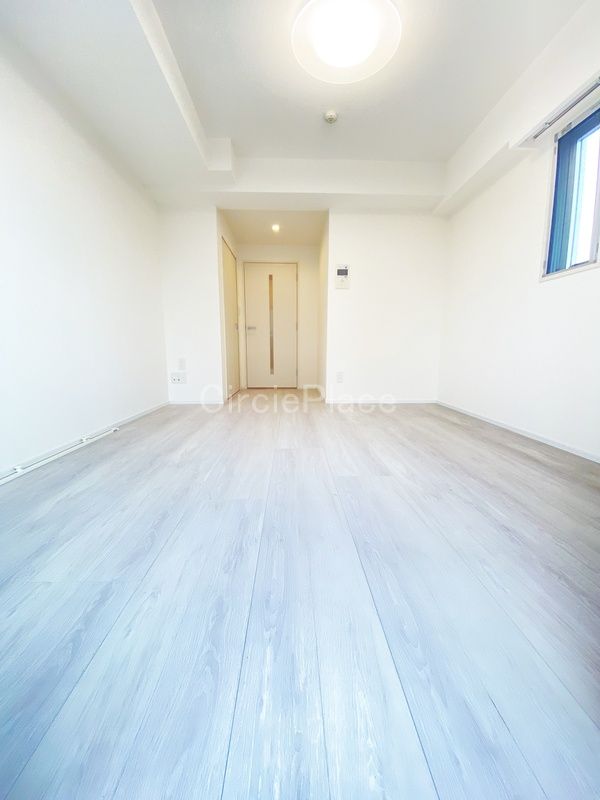 その他部屋・スペース　洋室8.2帖！
