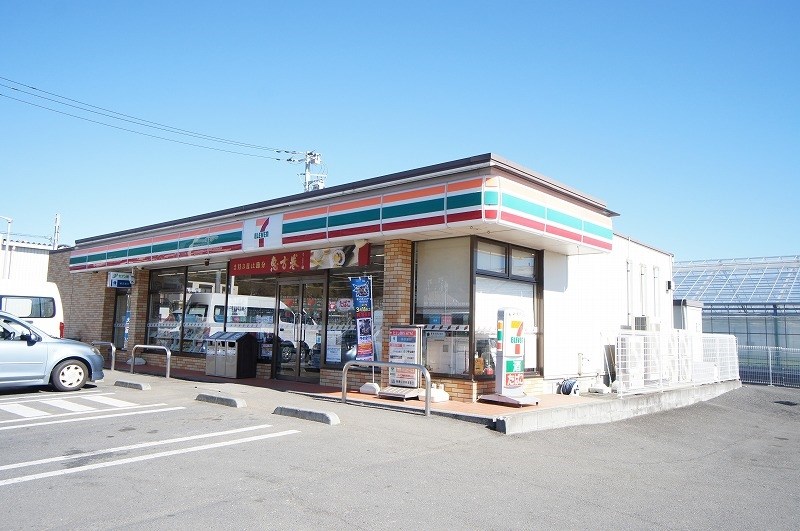 コンビニ　セブンイレブン 大磯生沢店（コンビニ）まで378m