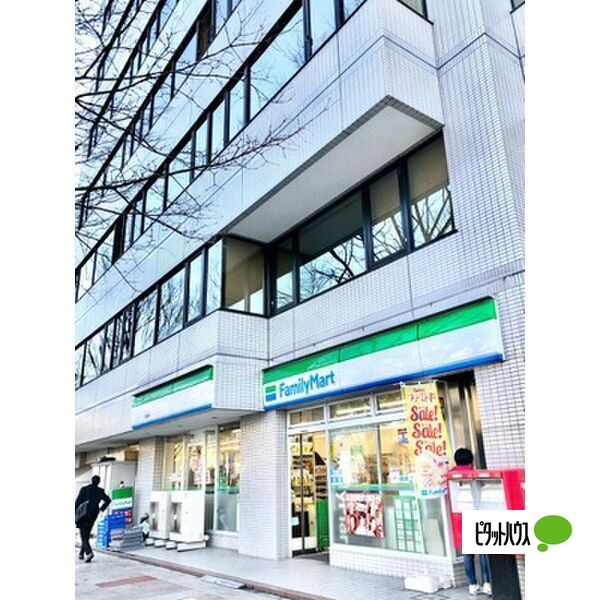 コンビニ　ファミリーマート久屋通店（コンビニ）まで93m