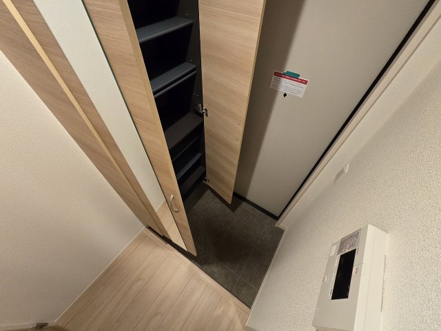 玄関　落ち着いた玄関です