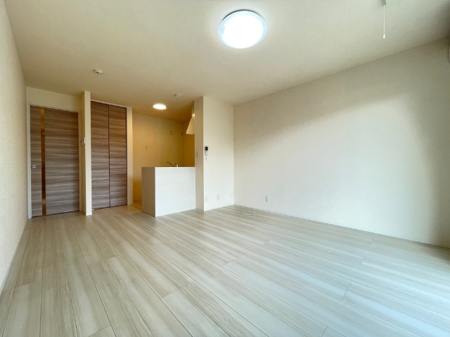 居室・リビング　明るいお部屋です