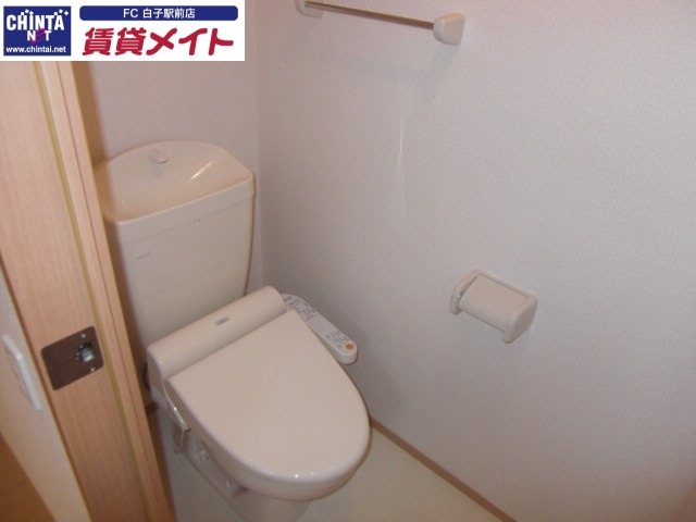 トイレ　同タイプの部屋写真です