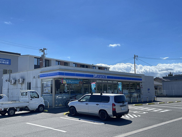 コンビニ　ローソン大分大在北四丁目店（コンビニ）まで220m