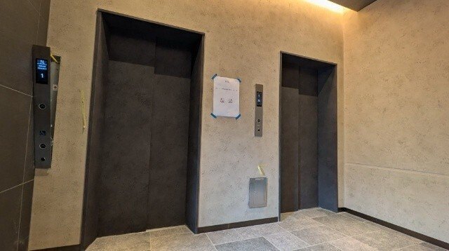 ロビー