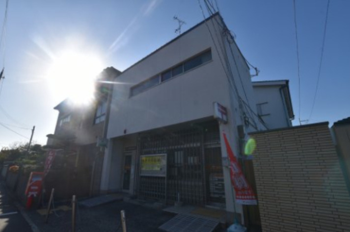 郵便局　泉大津助松郵便局（郵便局）まで596m