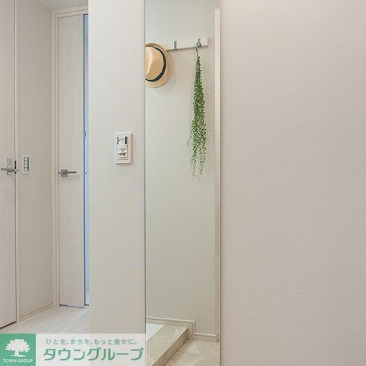 玄関　公式HP参考写真