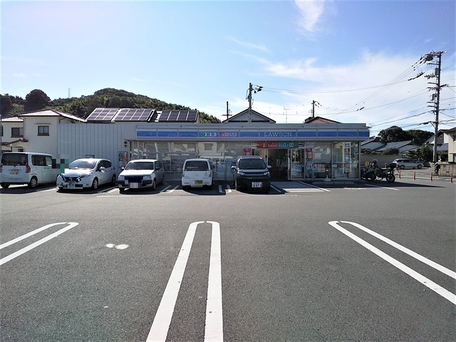 コンビニ　ローソン松山別府町店（コンビニ）まで650m