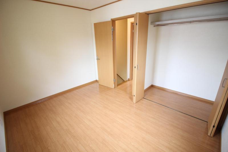 収納　洋室6帖の収納とお部屋