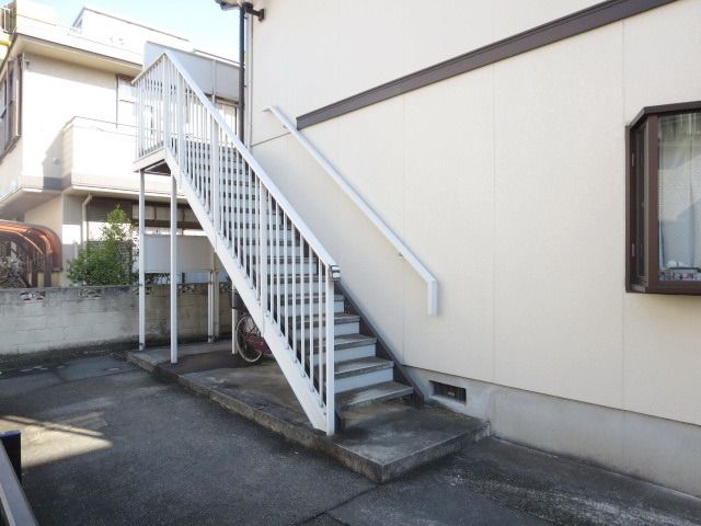 エントランス　★お部屋探しは株式会社タウンハウジング東京まで★