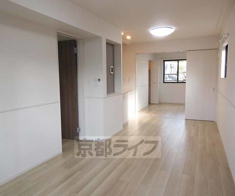 居室・リビング　綺麗なお部屋です・