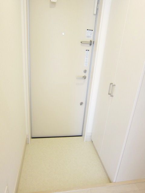 玄関　★お問い合わせはタウンハウジングまで★