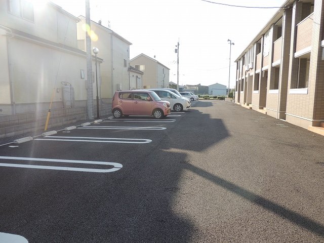 駐車場　車をお持ちの方に嬉しい駐車場付きの物件です